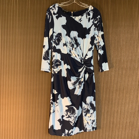 INC International Concepts Dresses & Skirts - Excellent INC Navy & sky blue abstract print dress